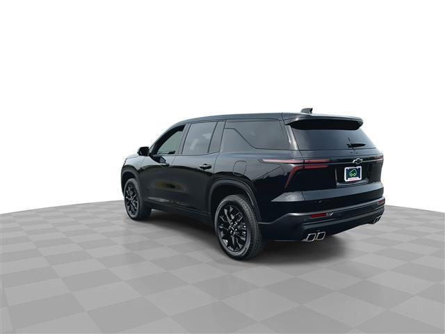 used 2024 Chevrolet Traverse car, priced at $37,929