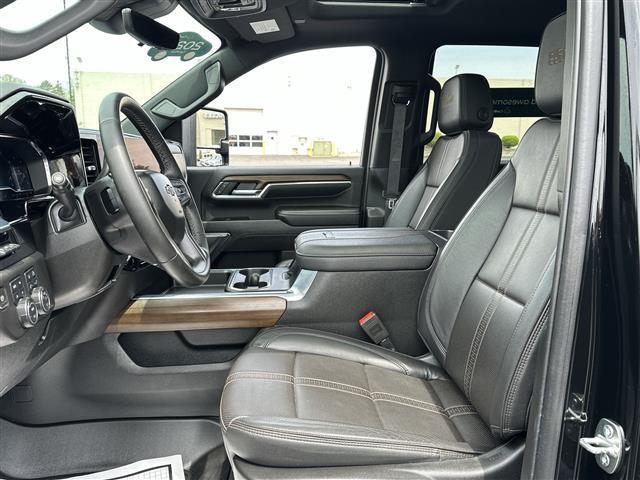 used 2024 Chevrolet Silverado 3500 car, priced at $74,926