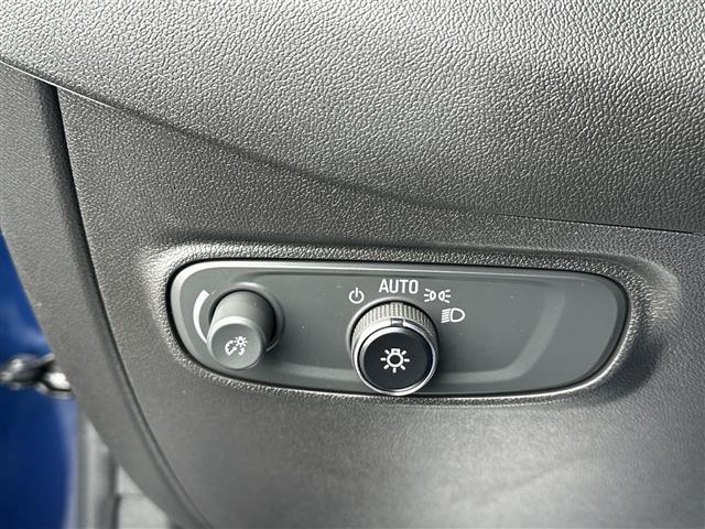 used 2023 Chevrolet Equinox car, priced at $20,976