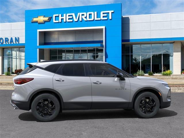 new 2025 Chevrolet Blazer car, priced at $38,555