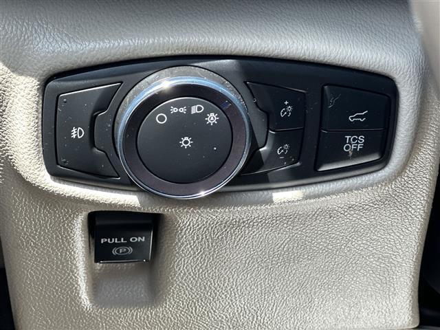 used 2020 Lincoln Nautilus car, priced at $27,300