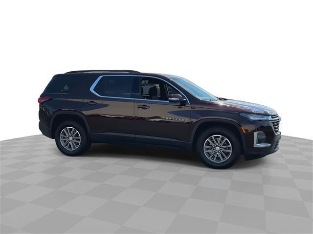 used 2023 Chevrolet Traverse car, priced at $32,274