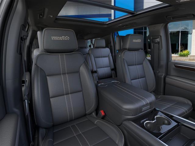 new 2025 Chevrolet Suburban car, priced at $86,608