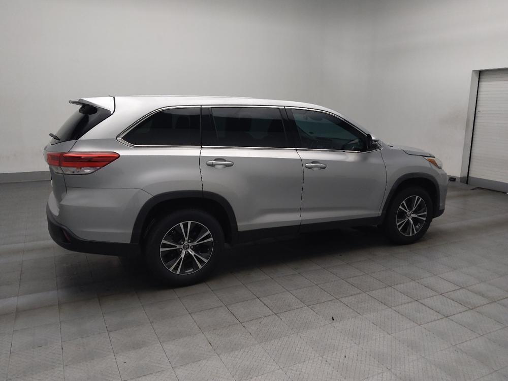 used 2019 Toyota Highlander car, priced at $23,395