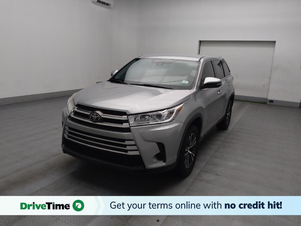 used 2019 Toyota Highlander car, priced at $23,395