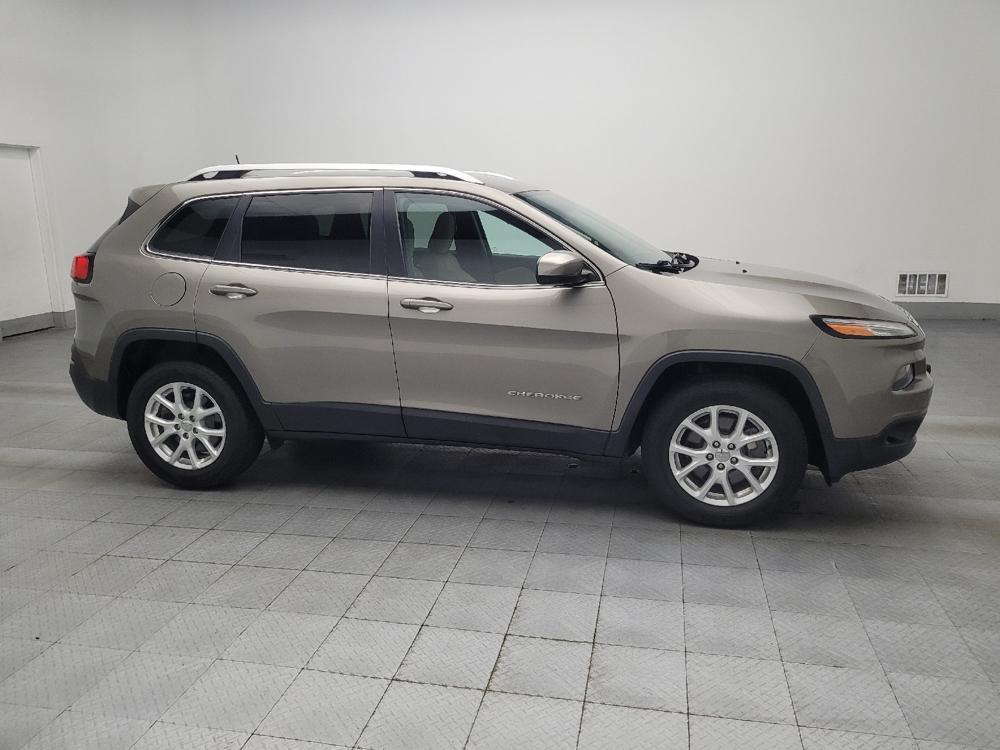 used 2018 Jeep Cherokee car, priced at $16,195