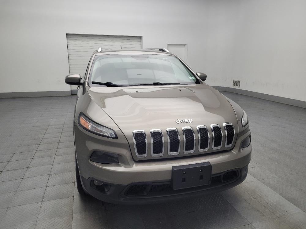 used 2018 Jeep Cherokee car, priced at $16,195
