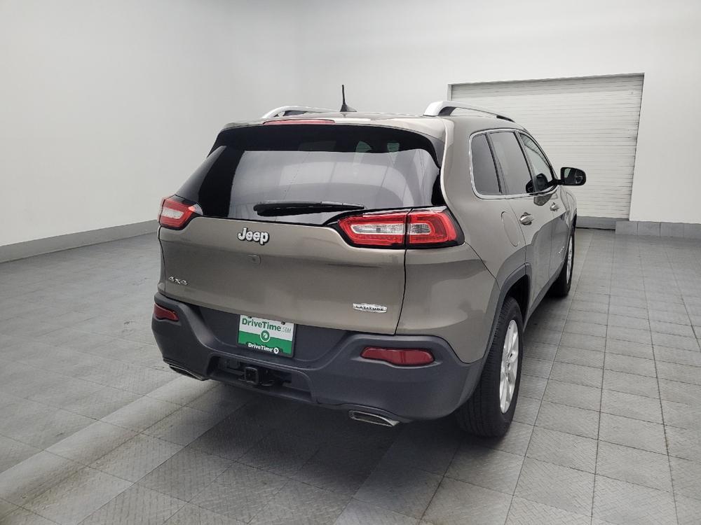 used 2018 Jeep Cherokee car, priced at $16,195
