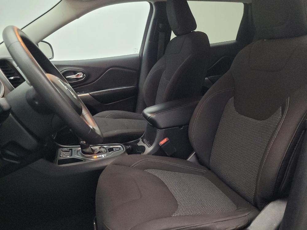 used 2020 Jeep Cherokee car, priced at $17,695