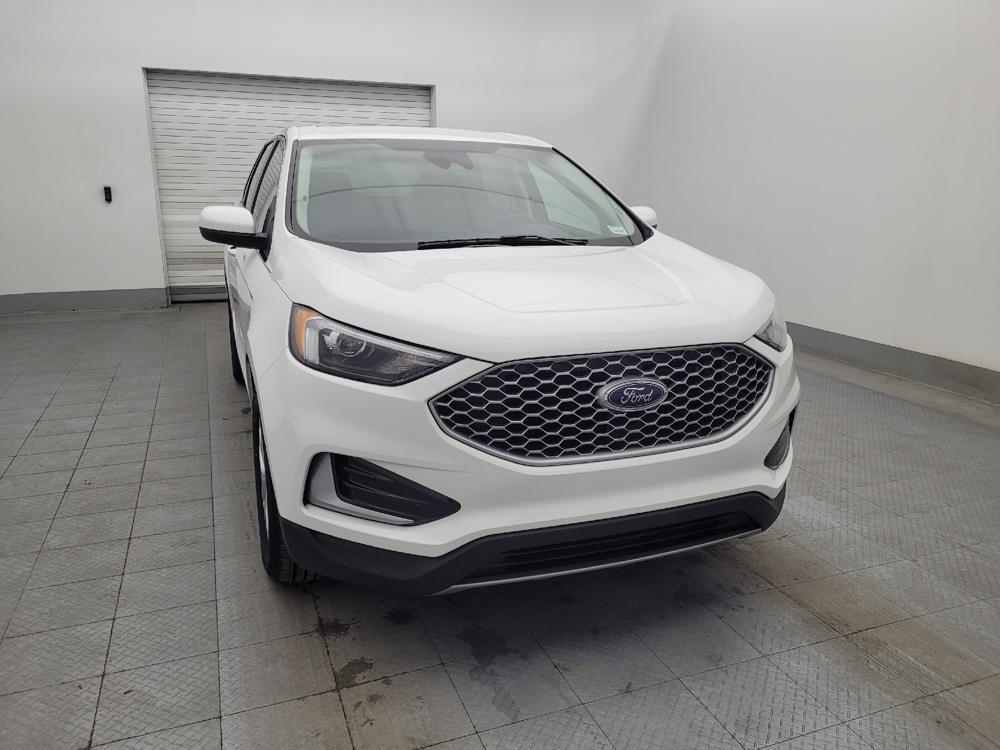 used 2024 Ford Edge car, priced at $24,295