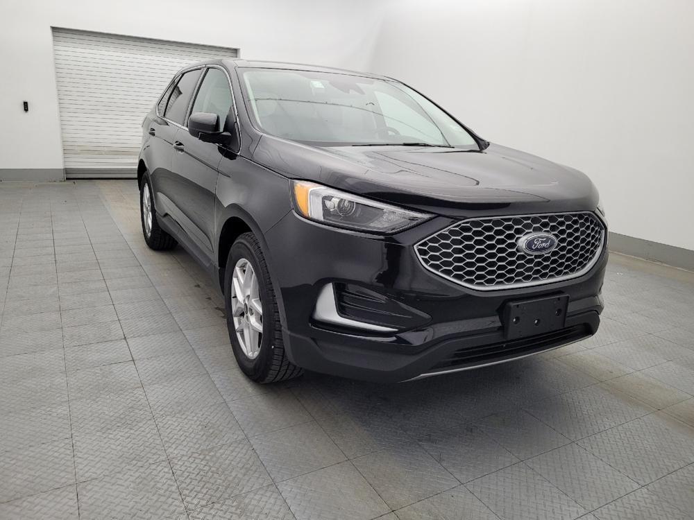 used 2024 Ford Edge car, priced at $25,595