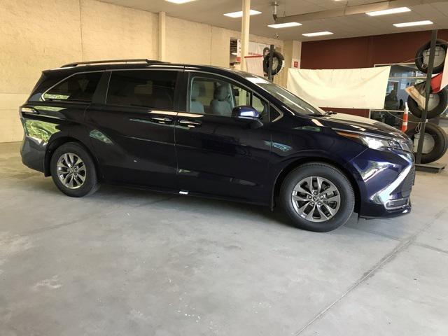 used 2023 Toyota Sienna car, priced at $47,264
