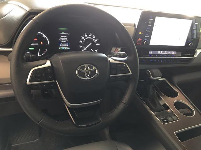 used 2023 Toyota Sienna car, priced at $47,264