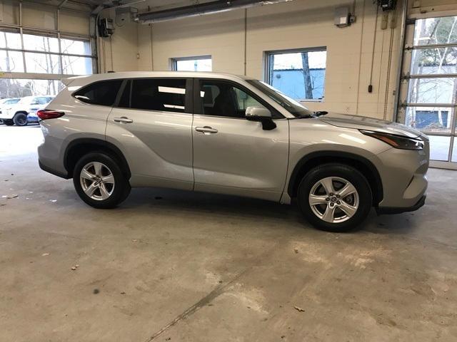 used 2023 Toyota Highlander car, priced at $36,699