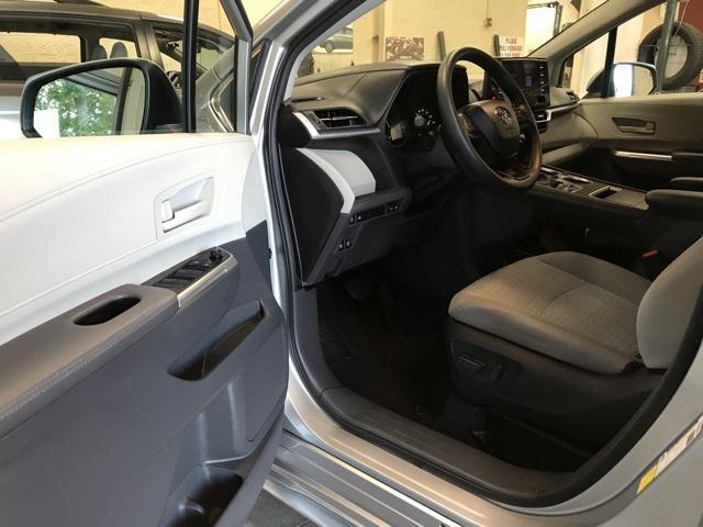 used 2024 Toyota Sienna car, priced at $43,550