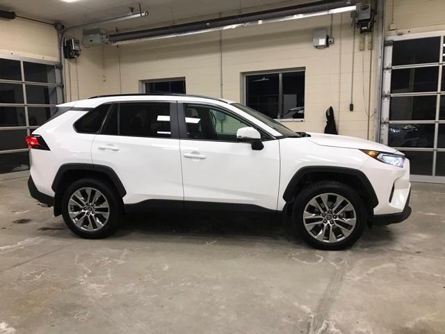 used 2020 Toyota RAV4 car, priced at $24,905