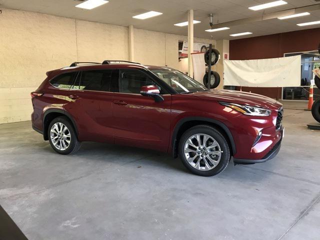 new 2025 Toyota Highlander car, priced at $52,868