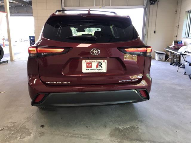 new 2025 Toyota Highlander car, priced at $52,868