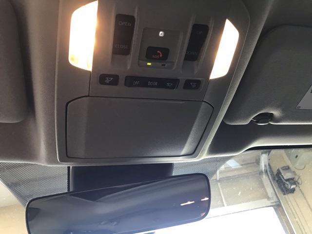 new 2025 Toyota Highlander car, priced at $52,868