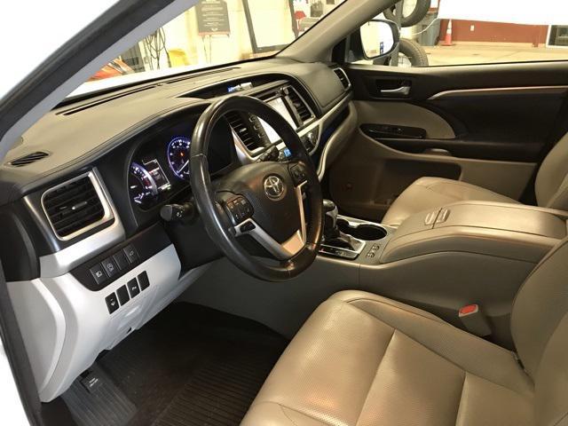 used 2018 Toyota Highlander car, priced at $24,823