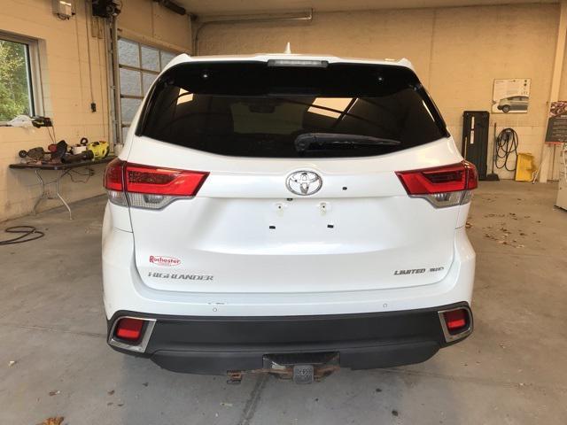 used 2018 Toyota Highlander car, priced at $24,823
