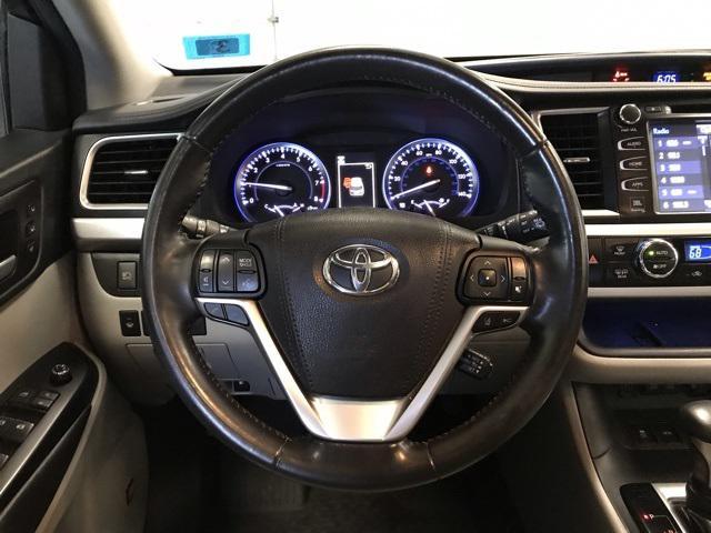 used 2018 Toyota Highlander car, priced at $24,823
