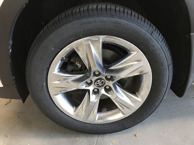 used 2018 Toyota Highlander car, priced at $24,823
