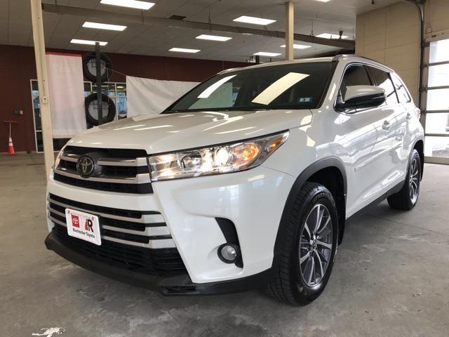 used 2019 Toyota Highlander car, priced at $26,874