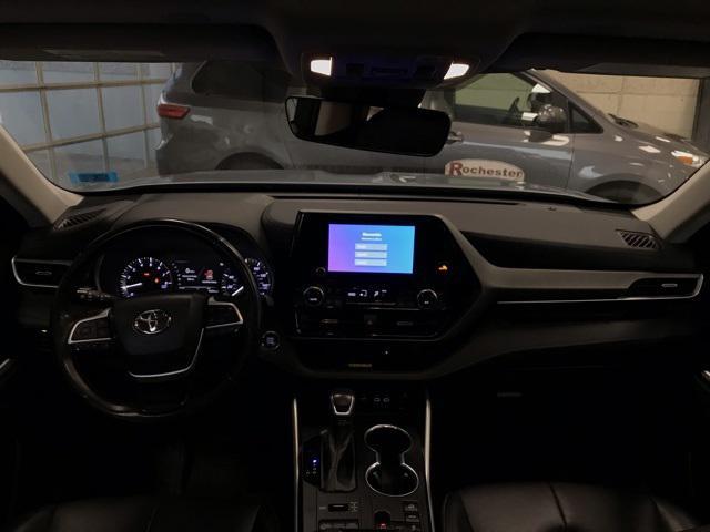 used 2023 Toyota Highlander car, priced at $38,836
