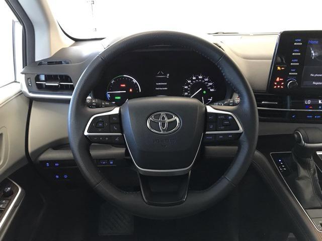 used 2022 Toyota Sienna car, priced at $39,976