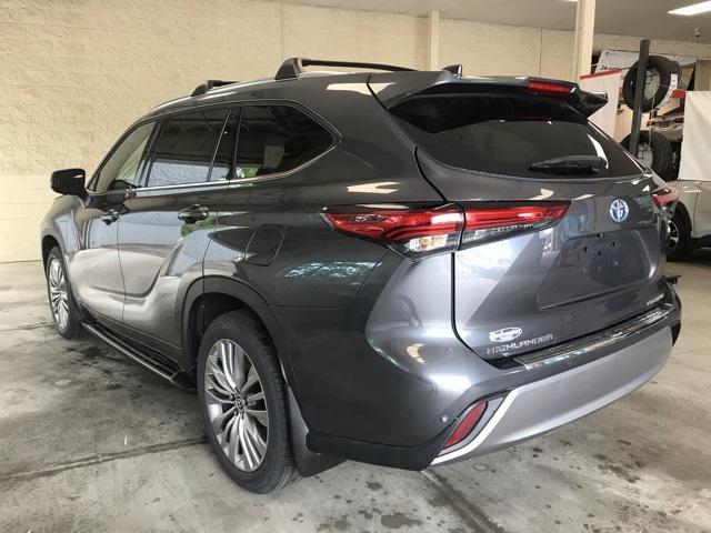 used 2023 Toyota Highlander Hybrid car, priced at $51,955