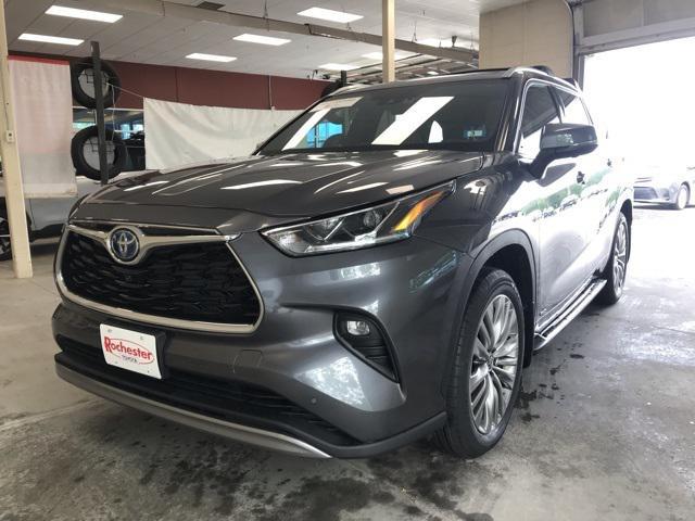 used 2023 Toyota Highlander Hybrid car, priced at $51,955
