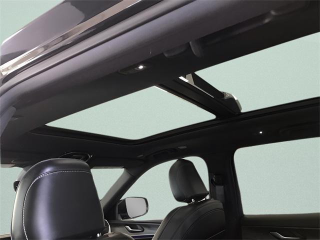 used 2022 Jeep Grand Cherokee car, priced at $29,884