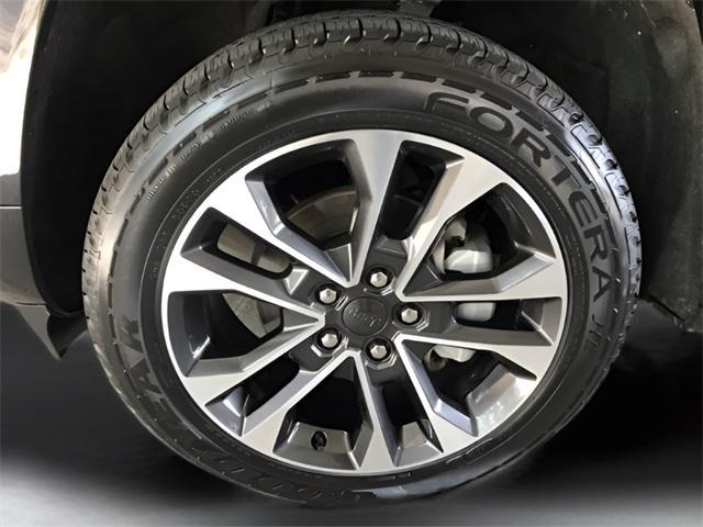 used 2022 Jeep Grand Cherokee car, priced at $29,884