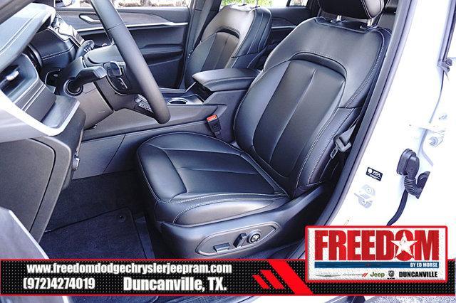 new 2025 Jeep Grand Cherokee car, priced at $38,753