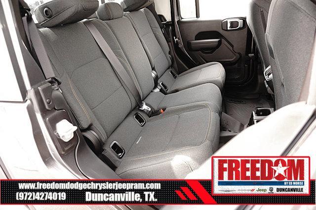 new 2025 Jeep Gladiator car, priced at $38,732
