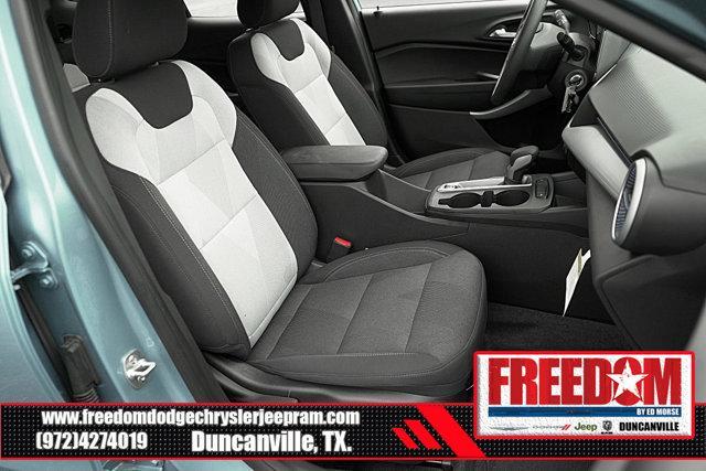 used 2025 Chevrolet Trax car, priced at $22,988