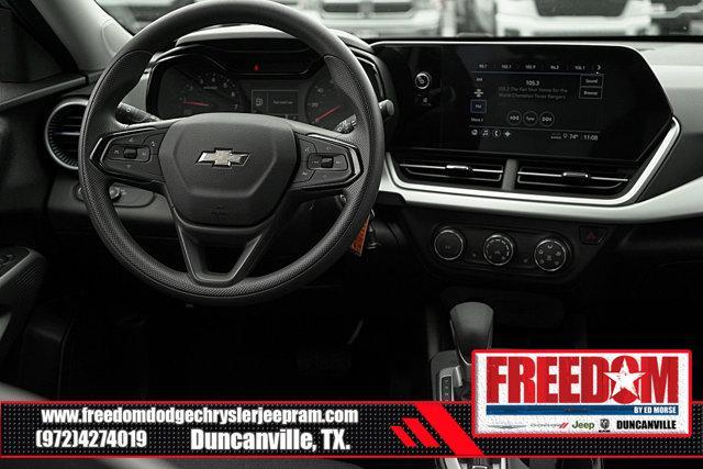 used 2025 Chevrolet Trax car, priced at $22,988