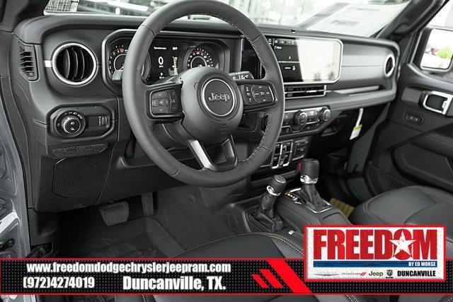 new 2025 Jeep Gladiator car, priced at $39,657