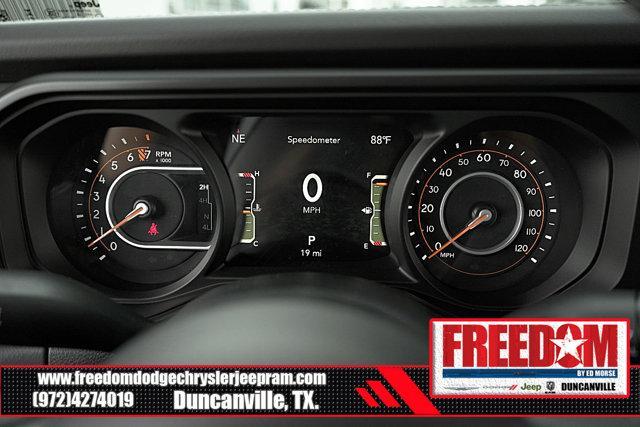 new 2025 Jeep Gladiator car, priced at $39,657
