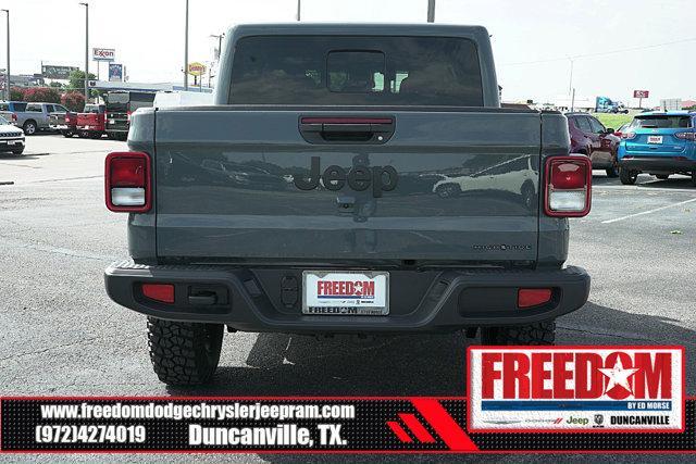 new 2025 Jeep Gladiator car, priced at $39,657
