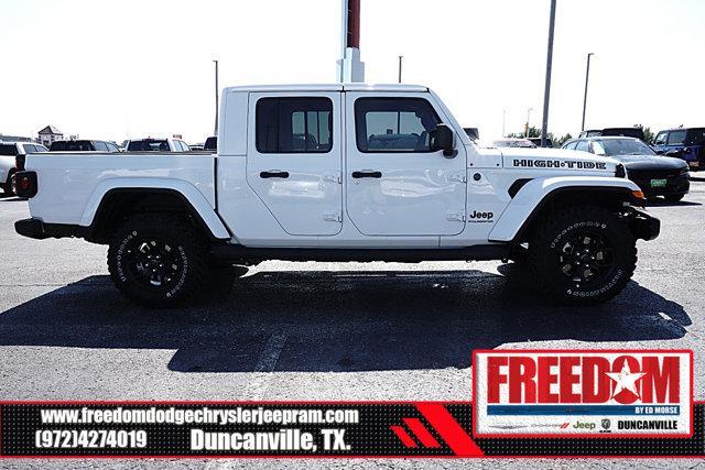 new 2025 Jeep Gladiator car, priced at $38,715