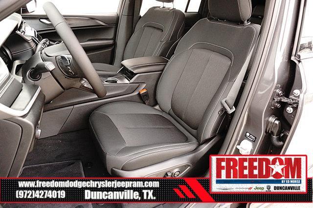 new 2025 Jeep Grand Cherokee car, priced at $33,460