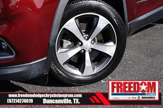 used 2019 Jeep Cherokee car, priced at $19,488
