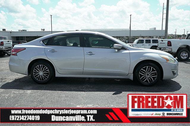 used 2014 Nissan Altima car, priced at $7,995