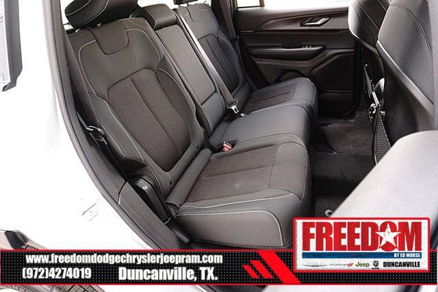 new 2025 Jeep Grand Cherokee car, priced at $29,585