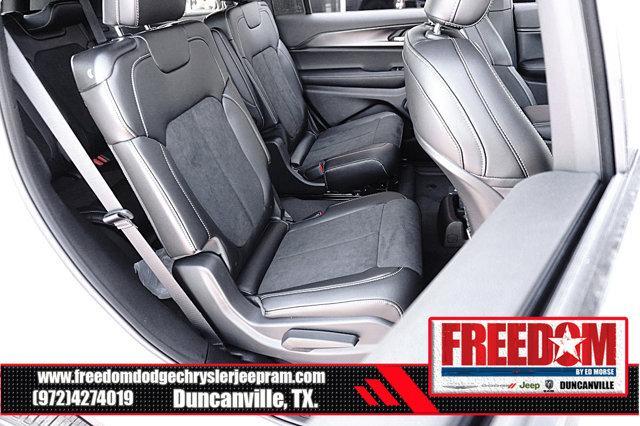 new 2025 Jeep Grand Cherokee L car, priced at $40,628