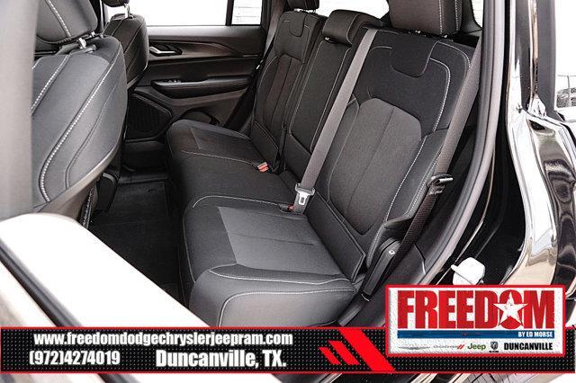 new 2025 Jeep Grand Cherokee car, priced at $31,960
