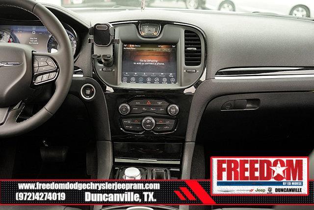 used 2023 Chrysler 300 car