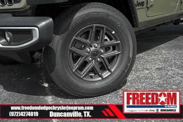 new 2025 Jeep Gladiator car, priced at $35,739